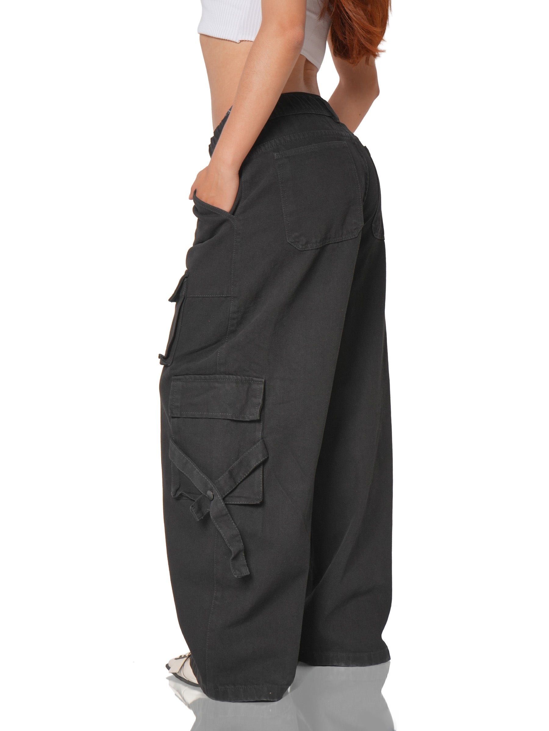 Cargo Essential Black