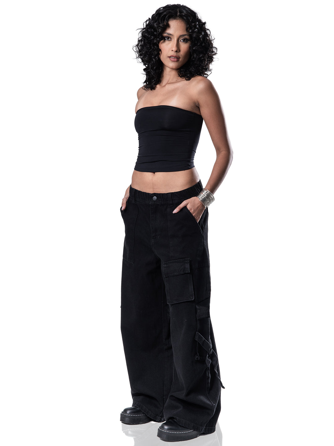 Cargo Essential Black