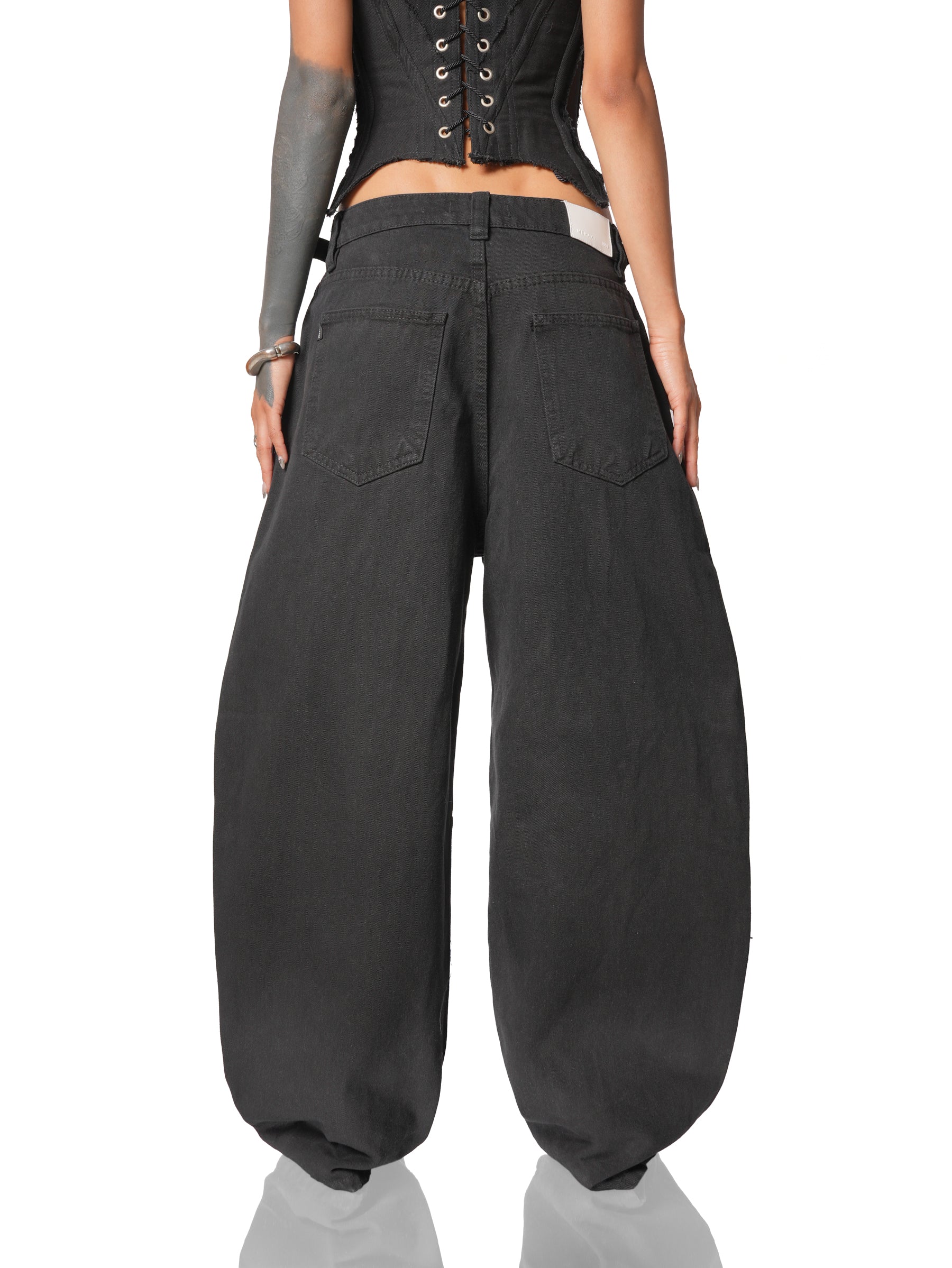 Baggy Ashen