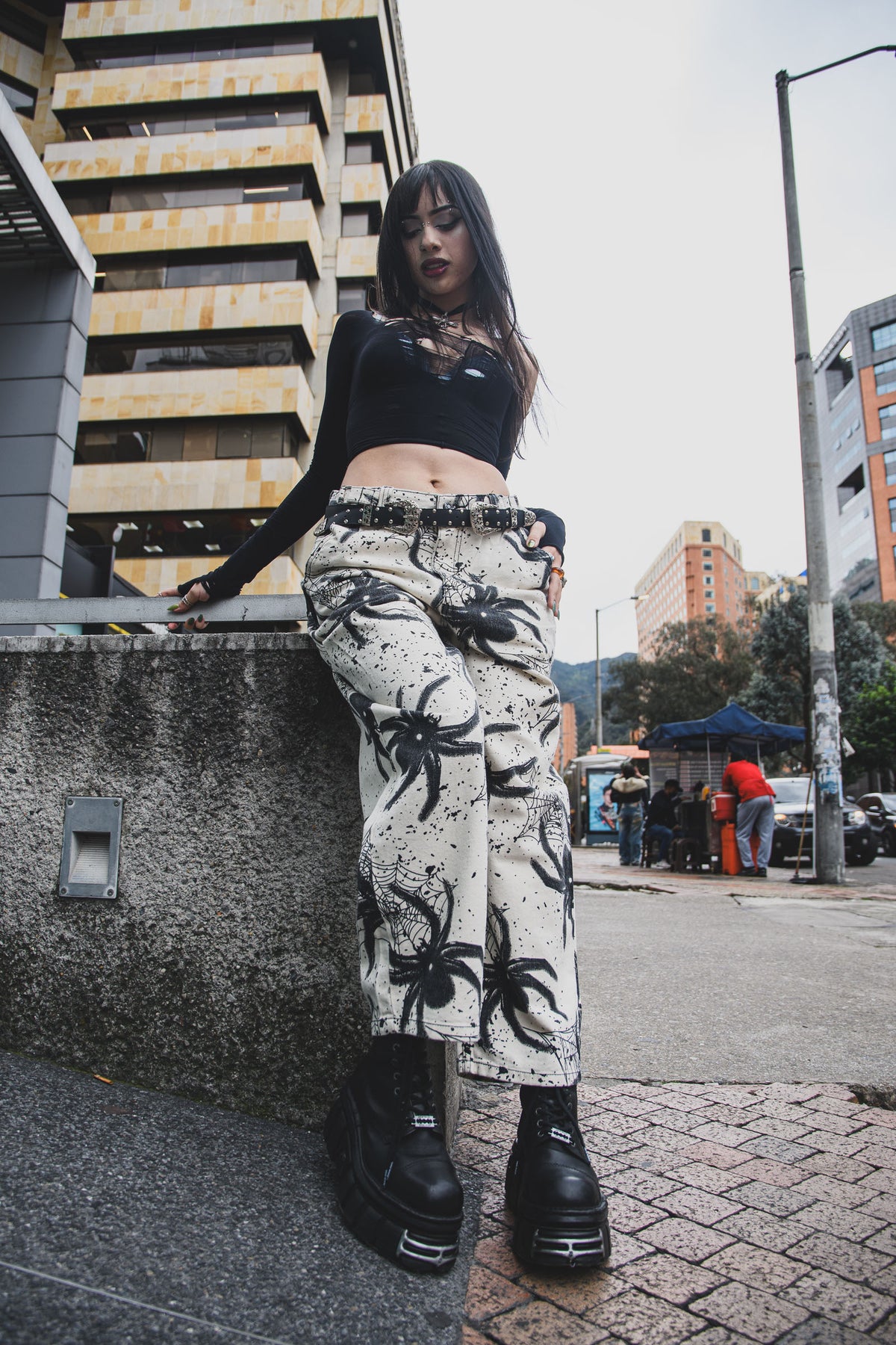 Baggy Ivory